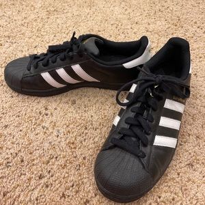 Black Adidas Superstar